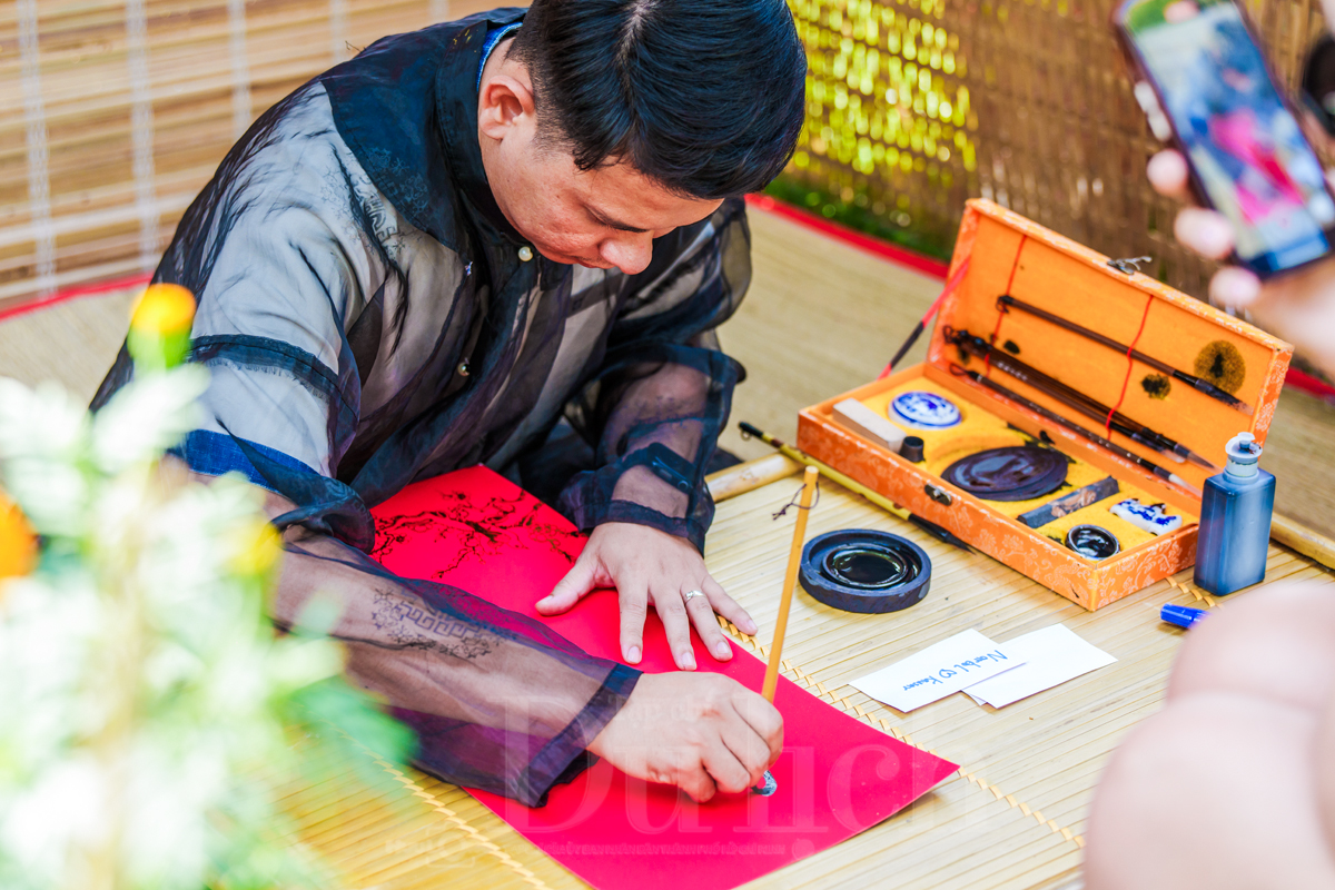 Cùng nhau phá đảo không gian Tết xum vầy bên bờ biển Đảo Ngọc