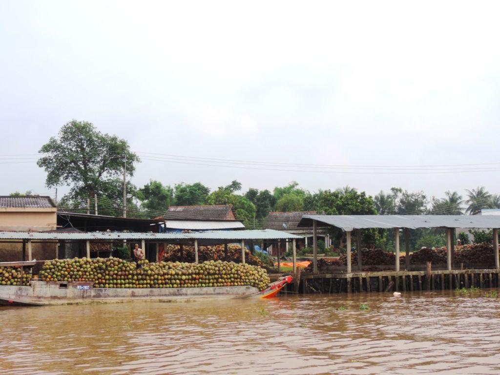 Trải nghiệm văn hóa làng nghề ven sông Xứ Dừa