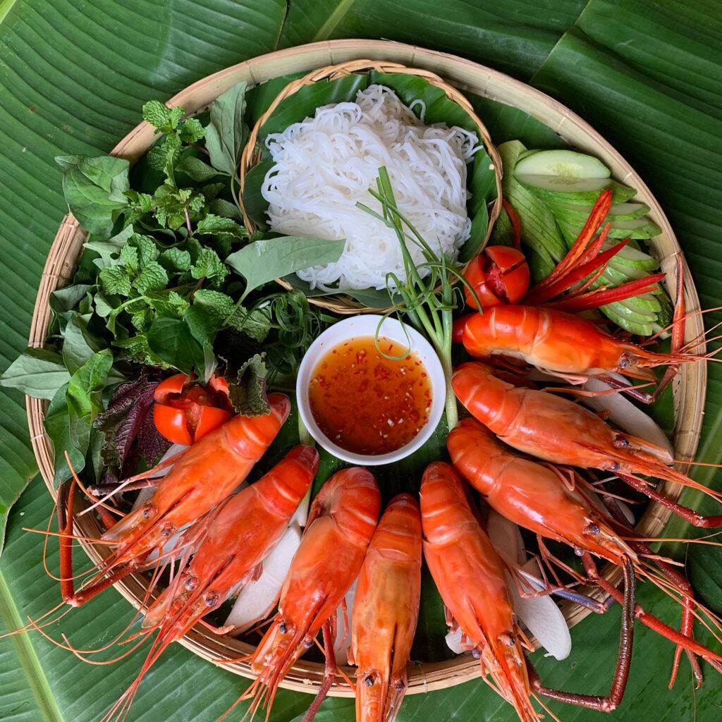 Ẩm thực miền Tây: 7 món ngon phải thử khi du lịch Vĩnh Long, Bến Tre